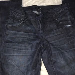 BEBE CROPPED JEANS WORN ONCE. PRICE FIRM!